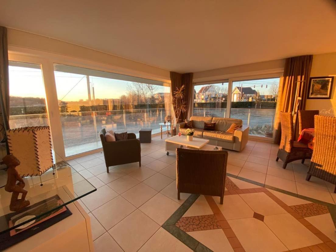 Seadream - Modern, Sunny With Big Terraces & Open View - Very Close To Sea, Beach, Shops, Restaurants & Beach Bars Nieuwpoort Eksteriør bilde