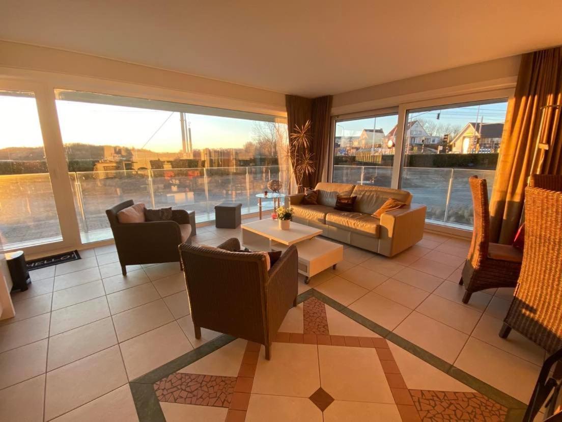 Seadream - Modern, Sunny With Big Terraces & Open View - Very Close To Sea, Beach, Shops, Restaurants & Beach Bars Nieuwpoort Eksteriør bilde